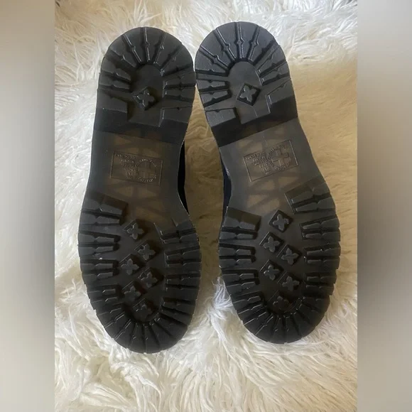 Dr Martens 1460 Zippered Boot- NEW - Picture 5 of 5